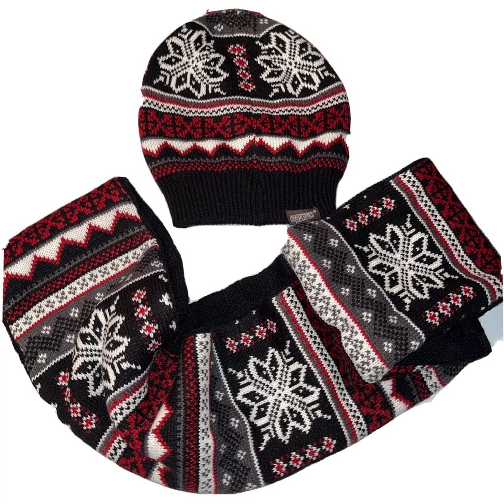 New SNOWFLAKE MukLuks Hat LOOP Scarf SET RED BLACK Knit Fair Isle ARCTIC Snow OS